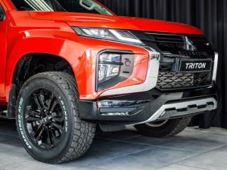 Mitsubishi Triton 2.4DI-D double cab 4x4 Shogun