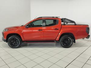 Mitsubishi Triton 2.4DI-D double cab 4x4 Shogun - Image 3