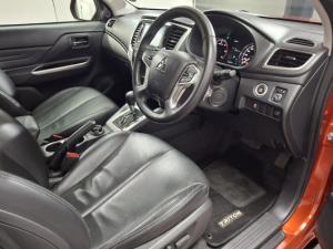 Mitsubishi Triton 2.4DI-D double cab 4x4 auto - Image 15