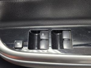 Mitsubishi Triton 2.4DI-D double cab 4x4 auto - Image 17