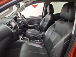 Mitsubishi Triton 2.4DI-D double cab 4x4 auto - Image 7