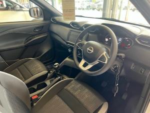 Nissan Magnite 1.0 Move panel van - Image 5