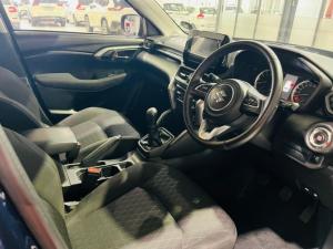 Suzuki Grand Vitara 1.5 GL manual - Image 10
