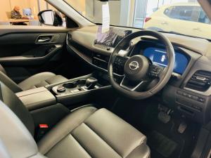 Nissan X-Trail 2.5 Acenta Plus 4WD - Image 13