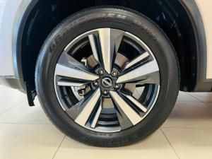 Nissan X-Trail 2.5 Acenta Plus 4WD - Image 16