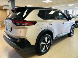 Nissan X-Trail 2.5 Acenta Plus 4WD - Image 4