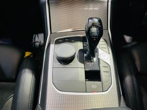 BMW 3 Series 318i M Sport - Image 10