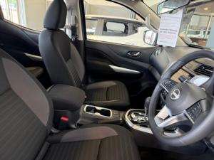 Nissan Navara 2.5DDTi double cab LE 4x4 - Image 9