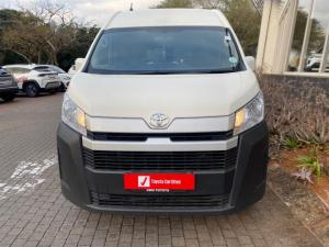 Toyota Quantum 2.8 SLWB panel van - Image 2