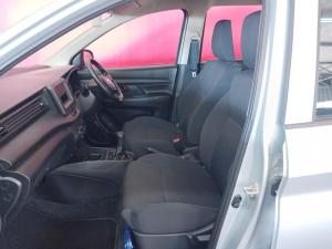 Suzuki Ertiga 1.5 GA - Image 9