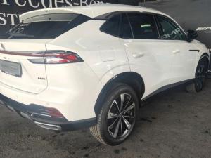 MG HS 2.0T Luxury - Image 12