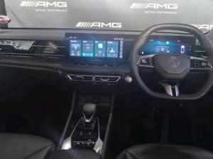 MG HS 2.0T Luxury - Image 16