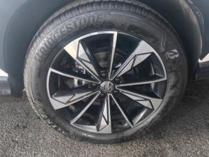 MG HS 2.0T Luxury - Image 4