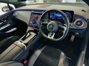 Mercedes-Benz EQE sedan EQE43 4Matic sedan - Image 3