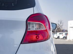 Ford Figo sedan 1.5 Trend - Image 17