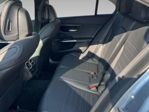 Mercedes-Benz C-Class C220d Avantgarde - Image 19