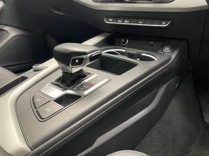 Audi A4 35TFSI - Image 18