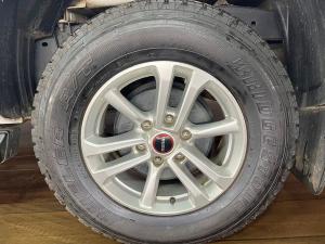 Isuzu D-Max 1.9TD double cab L auto - Image 9
