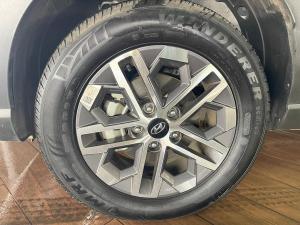 Hyundai Venue 1.0T Fluid auto - Image 11