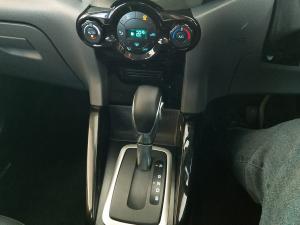 Ford EcoSport 1.5 Titanium auto - Image 17