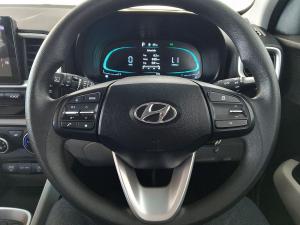 Hyundai Venue 1.0T Fluid auto - Image 13