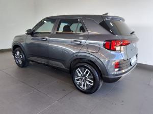 Hyundai Venue 1.0T Fluid auto - Image 5