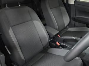 Volkswagen Polo hatch 1.0TSI Life manual - Image 10