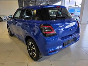Suzuki Swift 1.2 GLX auto - Image 3