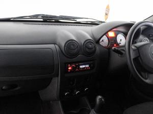 Nissan NP200 1.6i - Image 11