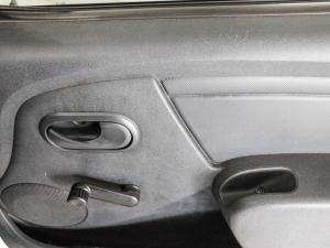 Nissan NP200 1.6i - Image 8
