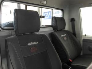 Toyota Land Cruiser 79 4.5D-4D V8 single cab LX - Image 14