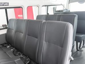 Toyota Hiace 2.5D-4D Ses-fikile 16-seater - Image 15