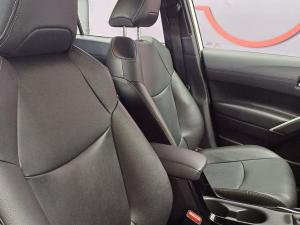 Toyota Corolla Cross 1.8 Hybrid XS - Image 20