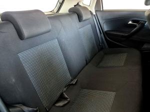 Volkswagen Polo Vivo hatch 1.6 Comfortline auto - Image 19