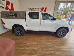 Toyota Hilux 2.4GD-6 double cab Raider auto - Image 3