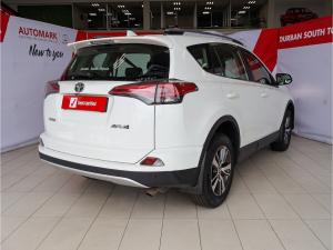 Toyota RAV4 2.0 GX auto - Image 2
