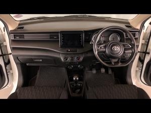 Toyota Rumion 1.5 SX manual - Image 6