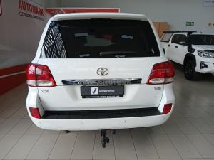 Toyota Land Cruiser 200 4.5D-4D VX - Image 5