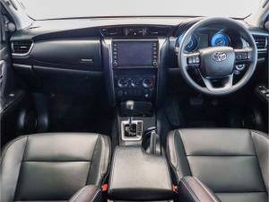 Toyota Fortuner 2.4GD-6 4x4 - Image 6