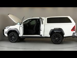 Toyota Hilux 2.8GD-6 Xtra cab 4x4 Legend manual - Image 11