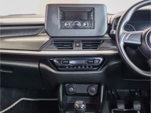 Suzuki Swift 1.2 GL - Image 10