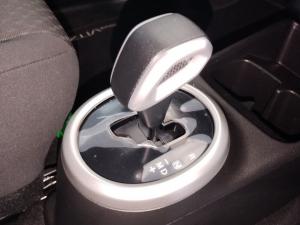 Toyota Vitz 1.0 XR auto - Image 13