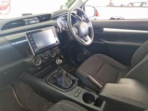 Toyota Hilux 2.4GD-6 Xtra cab Raider manual - Image 7