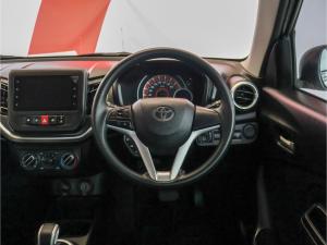 Toyota Vitz 1.0 XR auto - Image 8
