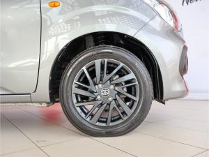 Toyota Vitz 1.0 XR auto - Image 14