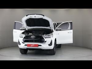 Toyota Hilux 2.8GD-6 double cab Raider auto - Image 13