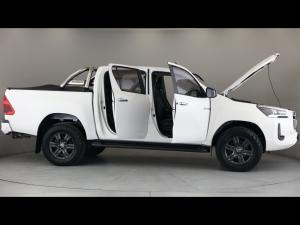 Toyota Hilux 2.8GD-6 double cab Raider auto - Image 15