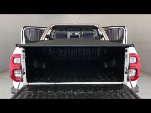 Toyota Hilux 2.8GD-6 double cab Raider auto - Image 18