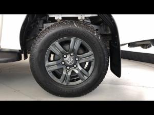Toyota Hilux 2.8GD-6 double cab Raider auto - Image 30