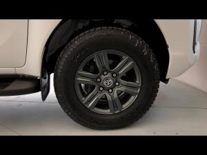 Toyota Hilux 2.8GD-6 double cab Raider auto - Image 32
